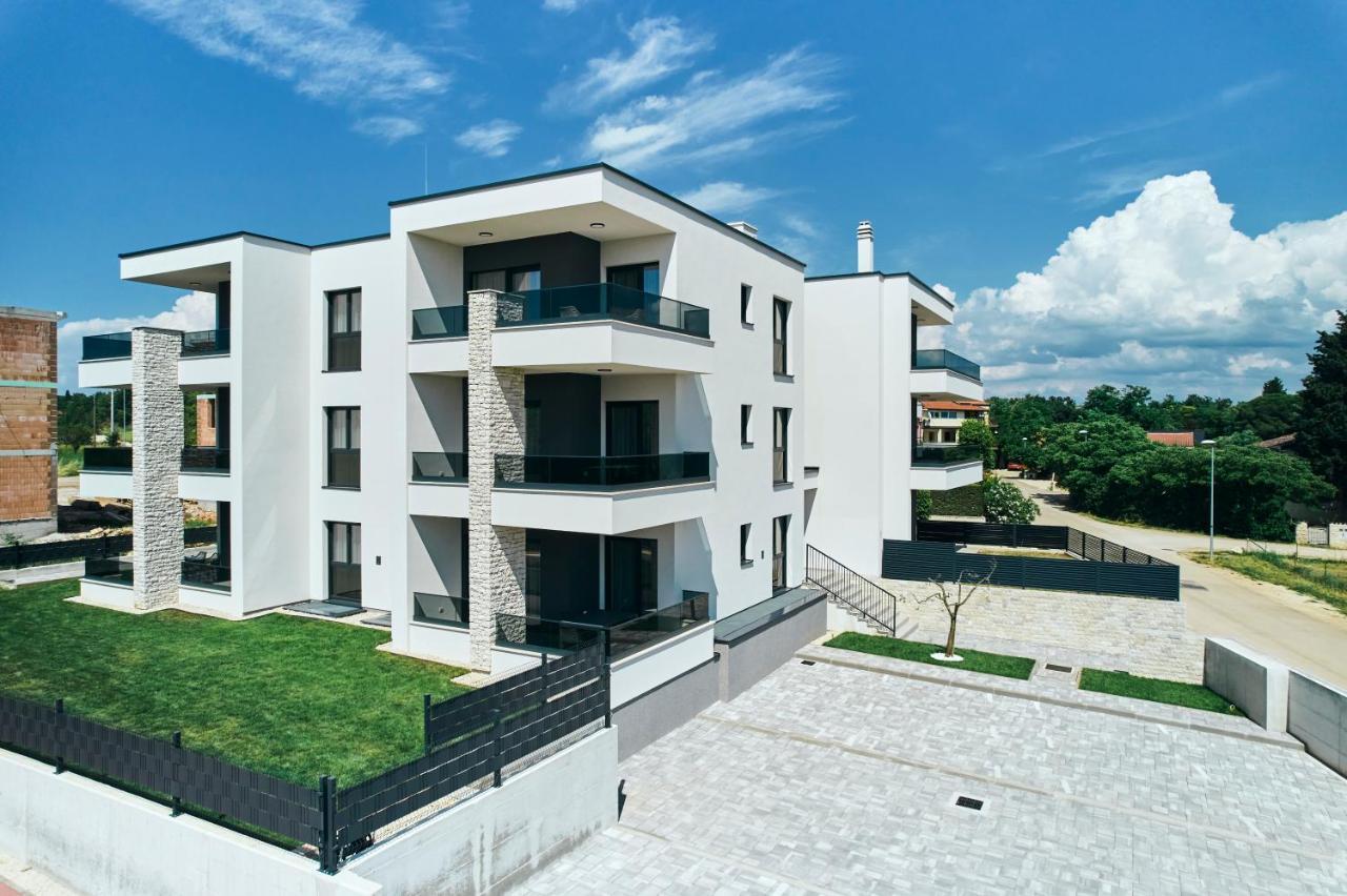 Apartments San Maris 2 Умаг Екстер'єр фото